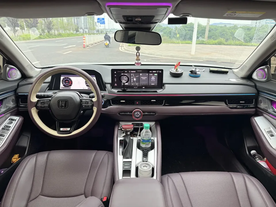 Honda Inspire Insignia 2025 260TURBO Elite Edition 2025 — миниатюра 3