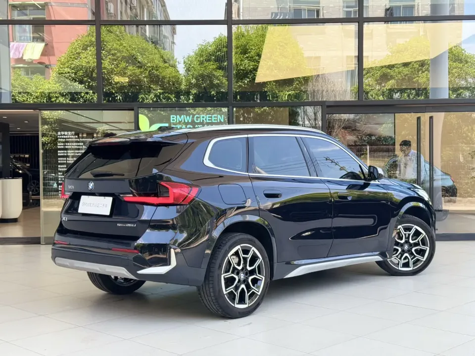 BMW X1 X1 2023 sDrive25Li X Design Package 2024 — thumbnail 2