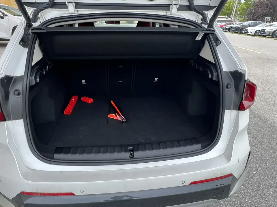 BMW X1 X1 2023 sDrive20Li X Design Package 2023 — thumbnail 4