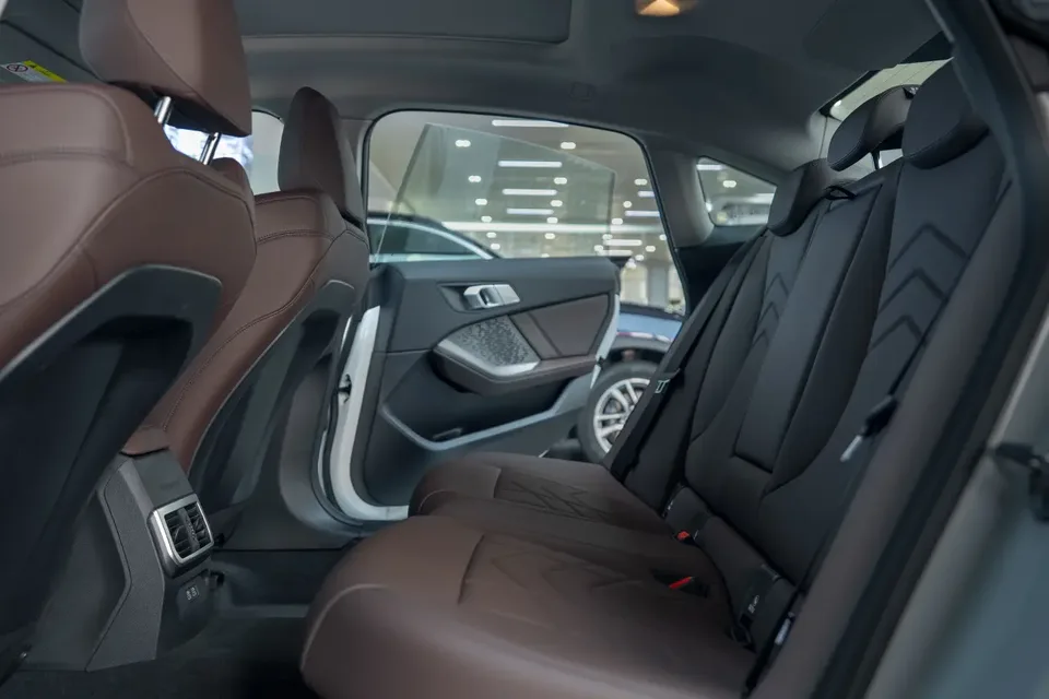BMW 2 Series 2 Series 2025 225L M Sports Package 2025 — thumbnail 3