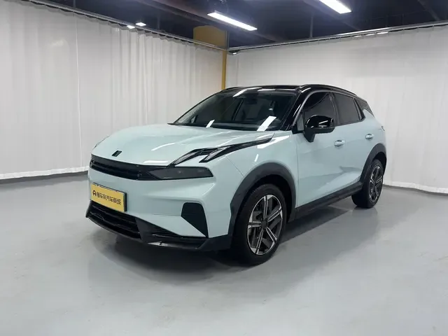 Lynk & Co 06 EM-P 2023