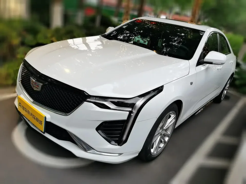 Cadillac CT4 2022