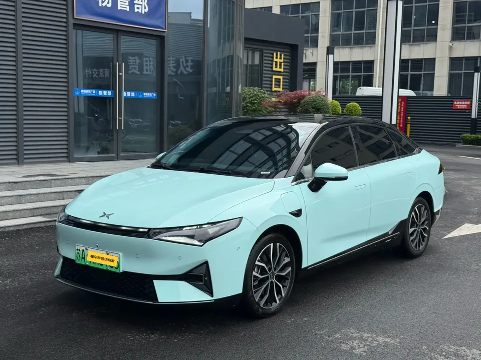 XPeng P5 2022