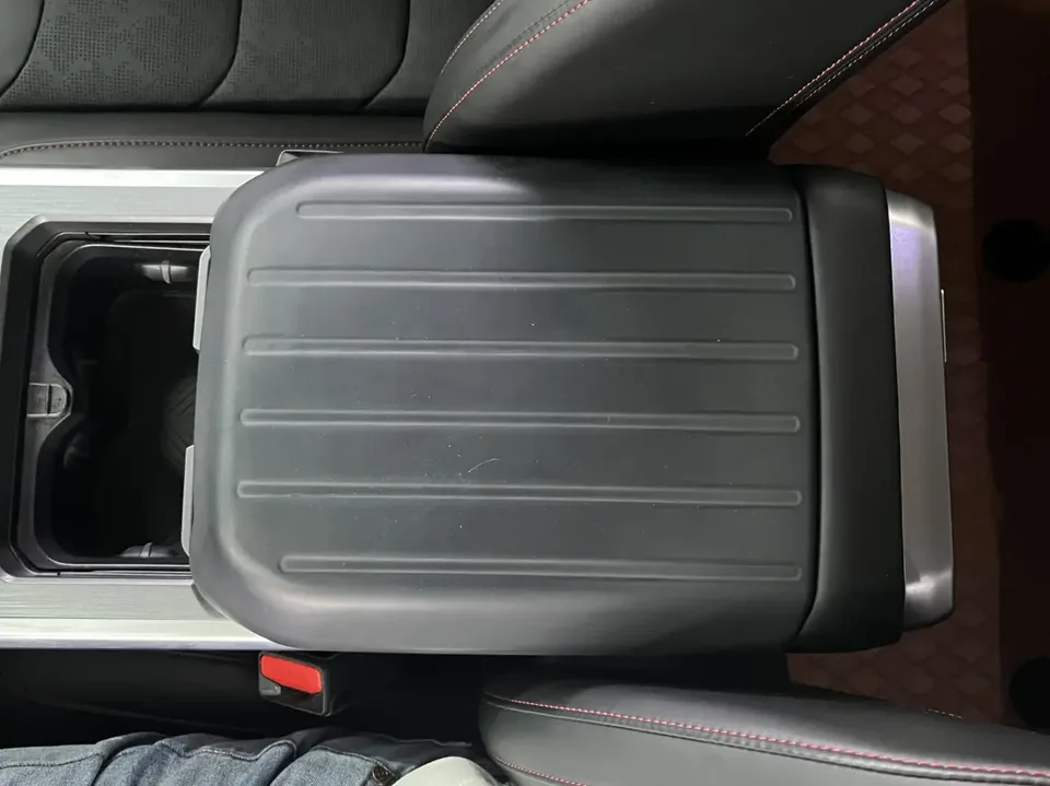 Jietu Shanhai Jetour Traveler C-DM 1.5TD DHT 129km 2WD Forest Edition 2025 — миниатюра 3