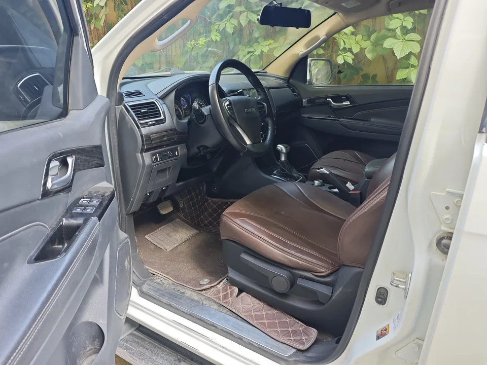 Isuzu Mu-X Shepherd 1.9T Automatic 4WD Jinyue Edition 5 Seaters National VI 2022 — миниатюра 5