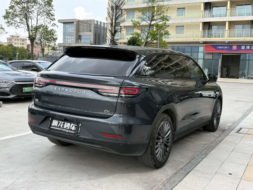 Leapmotor Zero running C11 Extended Range 300 Comfort Edition 2024 — миниатюра 2