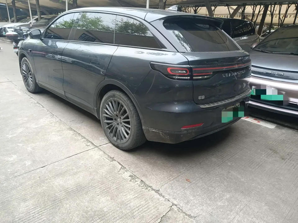 Leapmotor Zero running C11 500 Comfort Edition 2023 — миниатюра 4