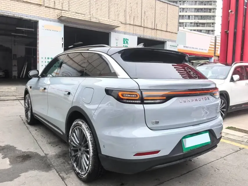 Leapmotor Zero running C11 Zero running C11 2024 Extended Range 300 Premium Edition 2025 — thumbnail 4