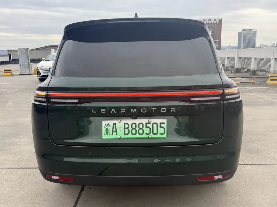 Leapmotor C16 pure electric version 520 LiDAR version 2024 — миниатюра 4