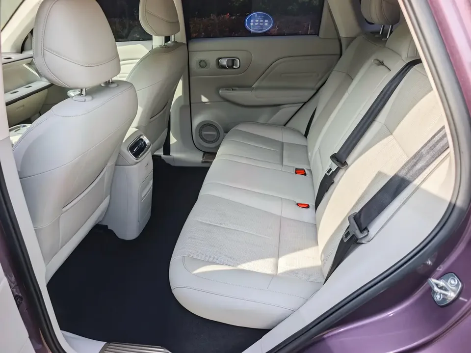 Leapmotor B10 510 Enjoy Edition 2025 — миниатюра 3