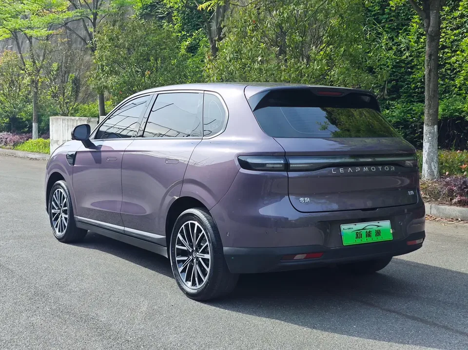 Leapmotor B10 510 Enjoy Edition 2025 — миниатюра 4