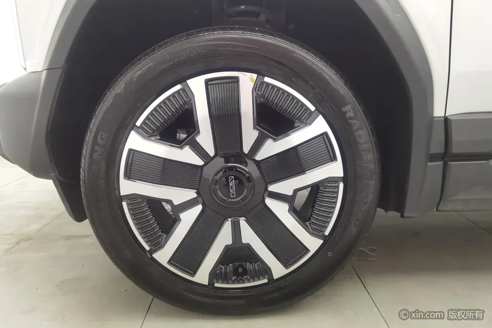 iCAR 03 4WD Long Range Zhiyue Edition 2024 — миниатюра 2
