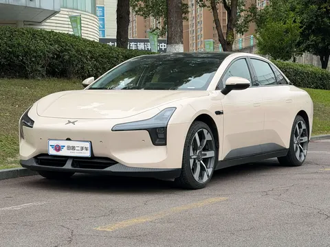 XPeng Xiaopeng MONA M03 2025 купить в Москве
