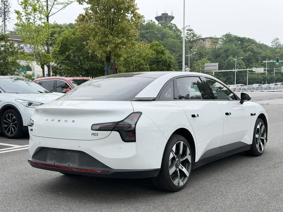 XPeng Xiaopeng MONA M03 620 Ultra-long-range version 2025 — миниатюра 2
