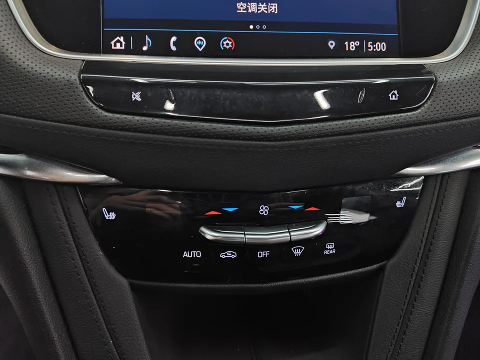 Cadillac XT5 XT5 2022 Cadillac XT5 2022 2.0T two-wheel drive luxury model 2022 — миниатюра 4