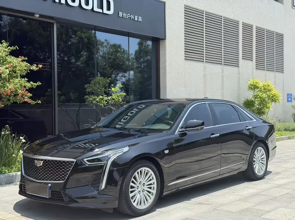 Cadillac CT6 2022