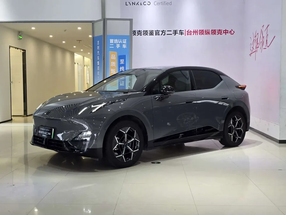 Lynk & Co Z20 2024
