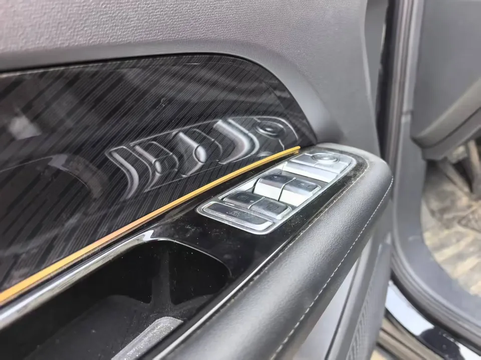 Hongqi HS3 PHEV 117km Jinwei Edition 2025 — миниатюра 5