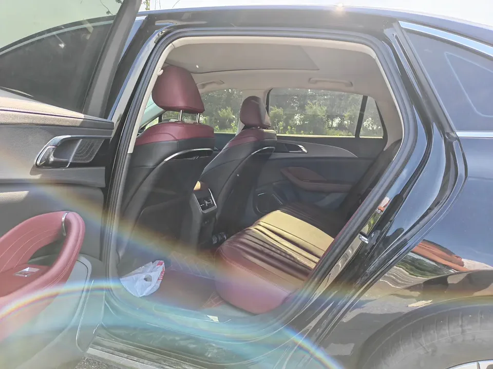 Hongqi H5 H5 2023 Hongqi H5 2023 2.0T Automatic Intelligent Connection Flagship Chang Edition 2023 — thumbnail 5
