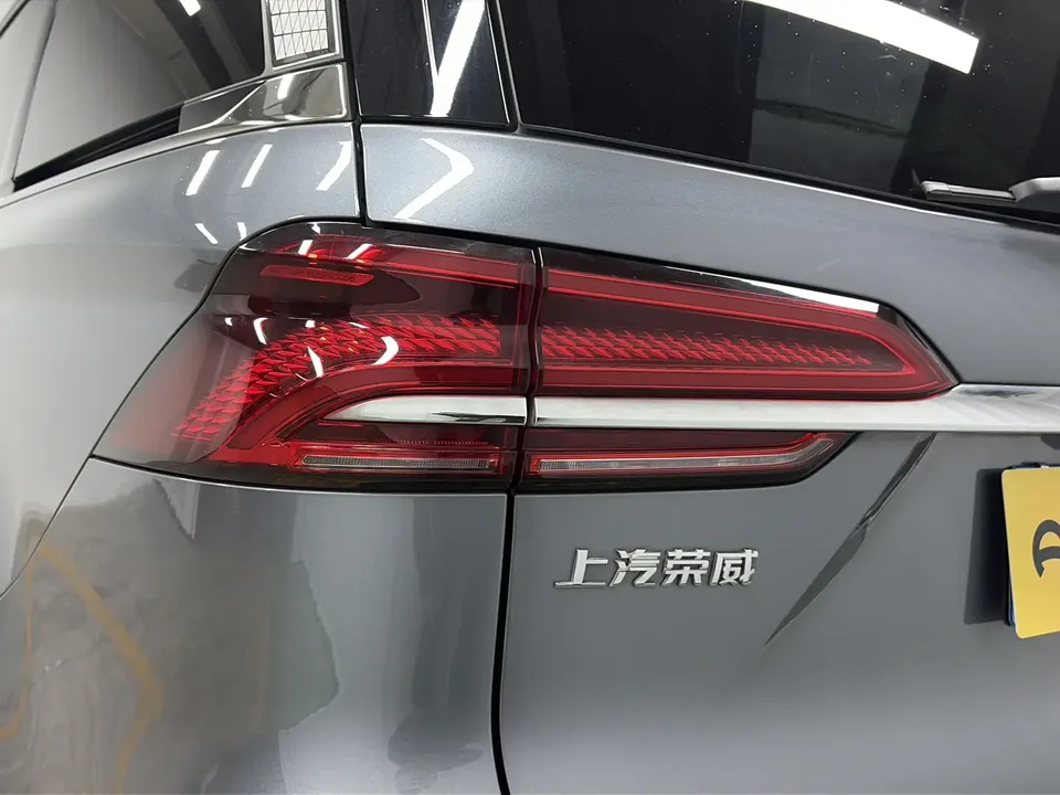 Roewe iMAX8 400TGI Enjoy Edition 2023 — миниатюра 4
