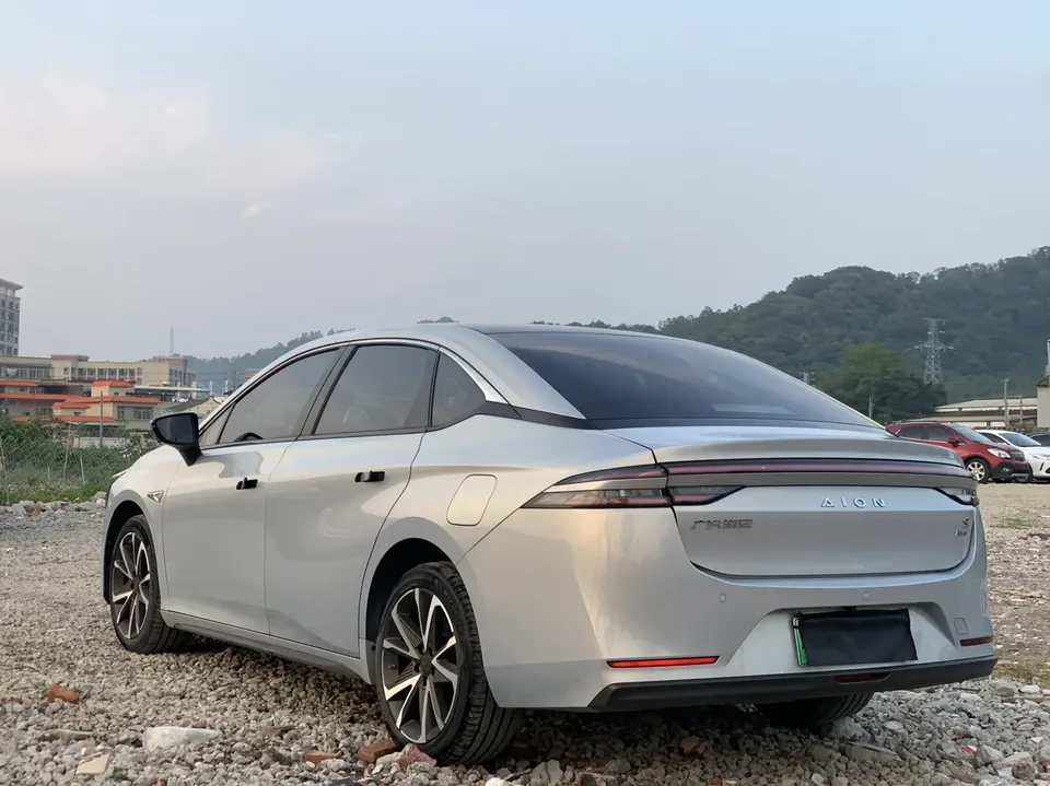 AION S S 2021 Plus 80 Technology Edition 2022 — thumbnail 4