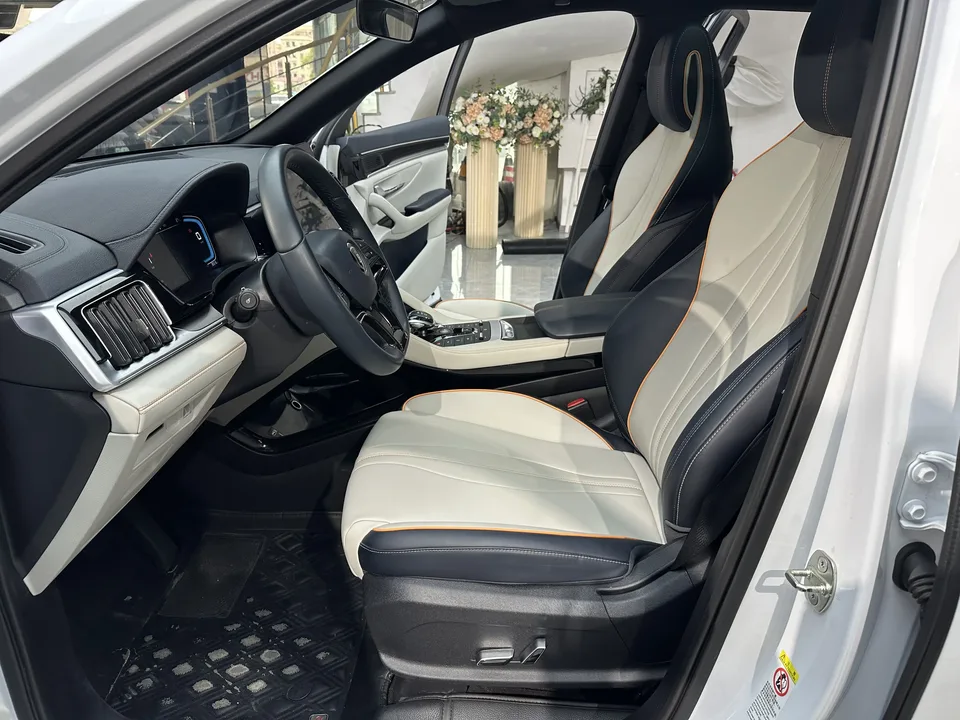 BYD Song PLUS DM Song PLUS DM 2021 DM-i 110KM 2WD flagship model 2023 — thumbnail 4