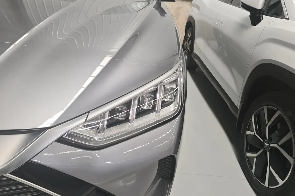 BYD Song PLUS DM DM-i 110KM 2WD Flagship PLUS 2023 — миниатюра 4