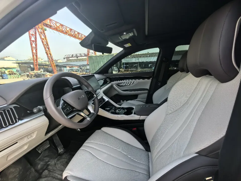 BYD Song PLUS DM Intelligent Driving Edition DM-i 112KM Premium Edition 2024 — миниатюра 3