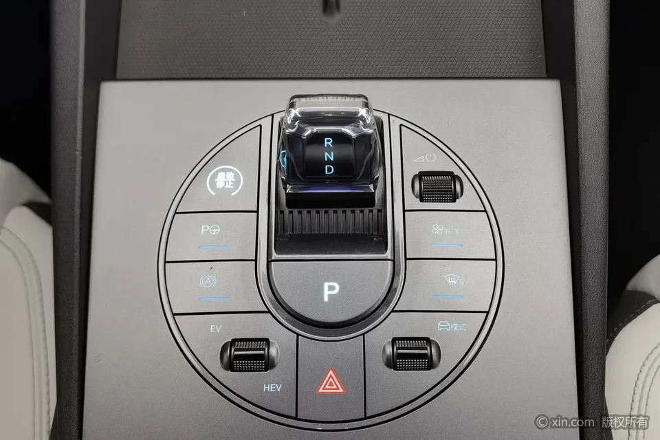 BYD Seal 06DM Seal 06DM 2025 DM-i 80KM Deluxe Smart Driving Edition 2025 — thumbnail 3
