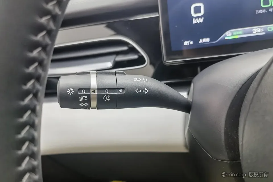 BYD Seal 06DM DM-i 120KM Premium Edition 2025 — миниатюра 3