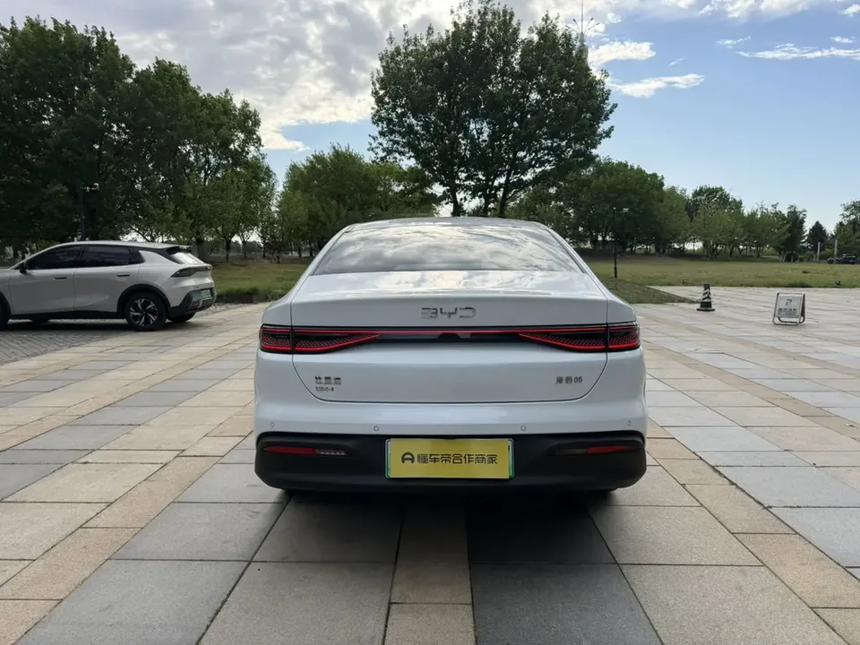 BYD Seal 05DM Seal 05DM 2025 DM-i 55KM Deluxe Smart Driving Edition 2025 — thumbnail 2