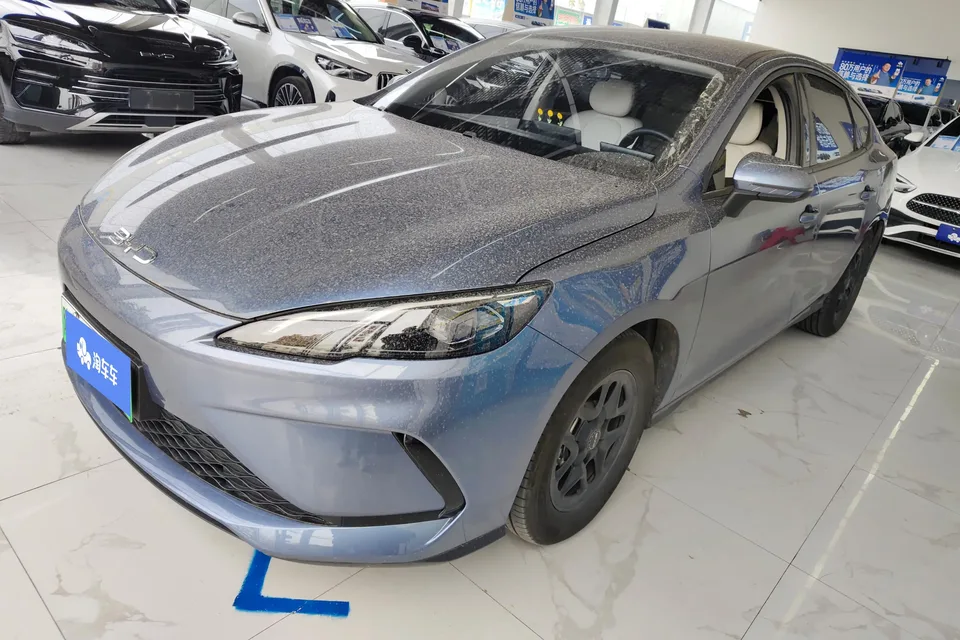 BYD Seal 05DM Seal 05DM 2025 Intelligent Driving Edition DM-i 55KM Luxury Model 2025 — photo 1, buy with delivery to Moscow