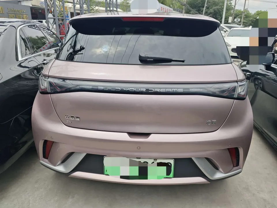 BYD Dolphin Dolphin 2024 Honor Edition 420km Fashion Edition 2025 — thumbnail 5