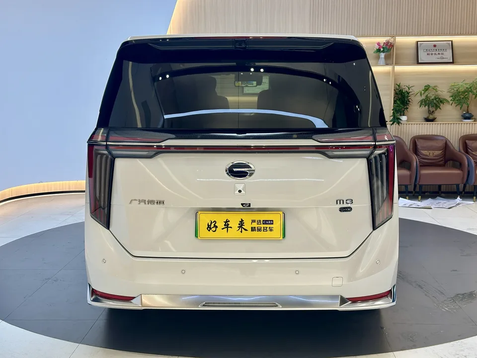 GAC Trumpchi aspires to the M8 Trumpchi aspires to the M8 2025 Qiankun Ultra First-Class Cabin 2025 — миниатюра 2