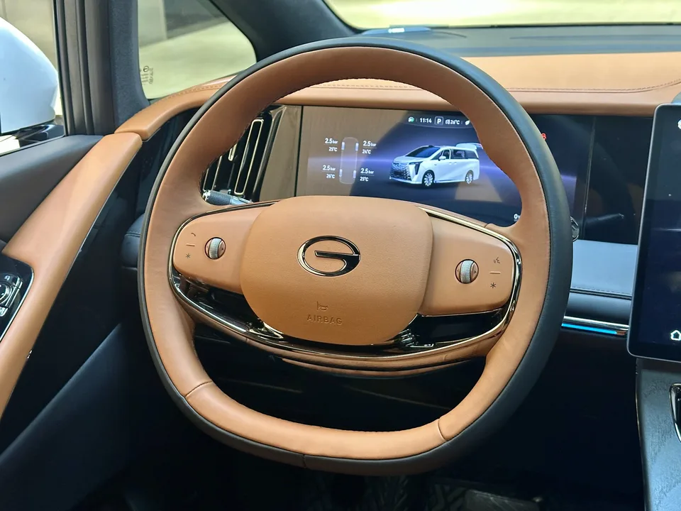 GAC Trumpchi aspires to the M8 Trumpchi aspires to the M8 2025 Qiankun Ultra First-Class Cabin 2025 — миниатюра 5