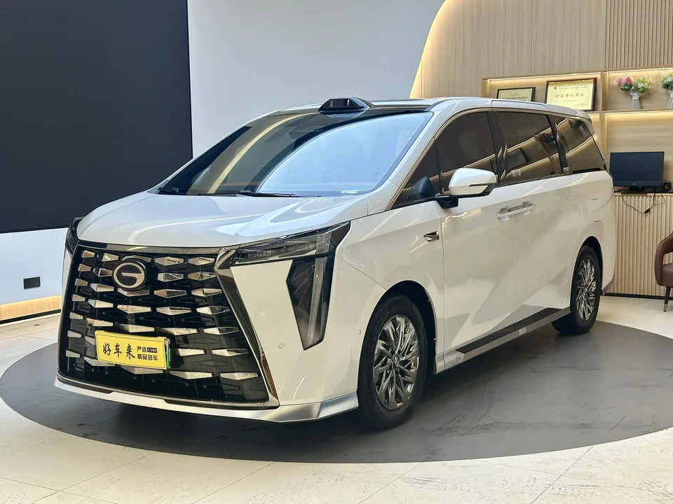 GAC Trumpchi aspires to the M8 Trumpchi aspires to the M8 2025 Qiankun Ultra First-Class Cabin 2025 — photo 1, buy with delivery to Moscow