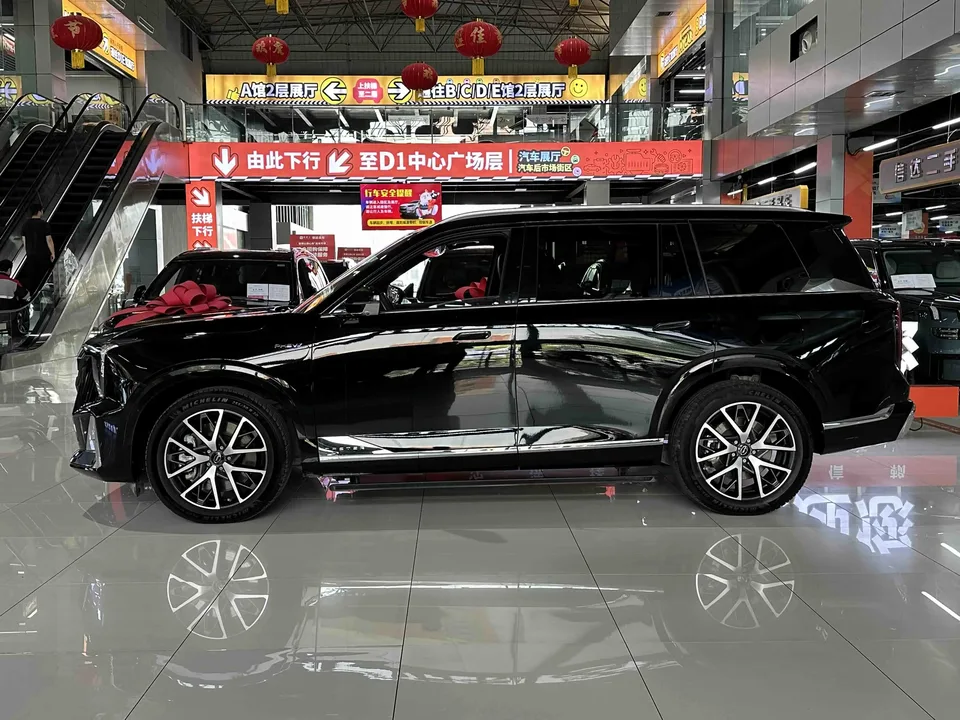 GAC Trumpchi ES9 PHEV Trumpchi ES9 PHEV 2024 Trumpchi ES9 PHEV 2024 model 143km Max 2024 — thumbnail 4