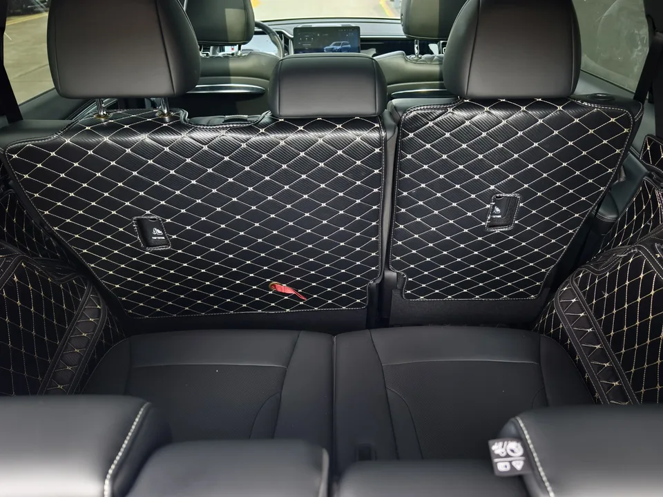 GAC Trumpchi GS8 Pilot Series 2.0TGDI 2WD Premium Edition 7 Seaters 2022 — миниатюра 3