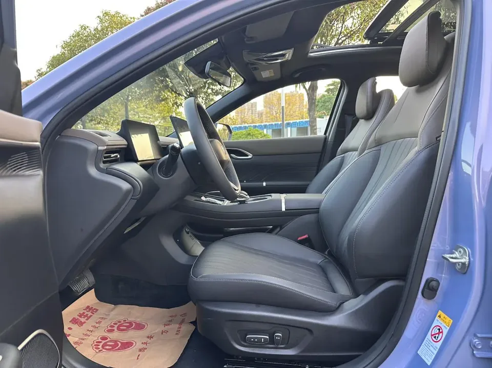 Changan Escape 2026 Yidong fourth-generation 1.5T DCT 500Bar Smart Edition 2026 — миниатюра 5