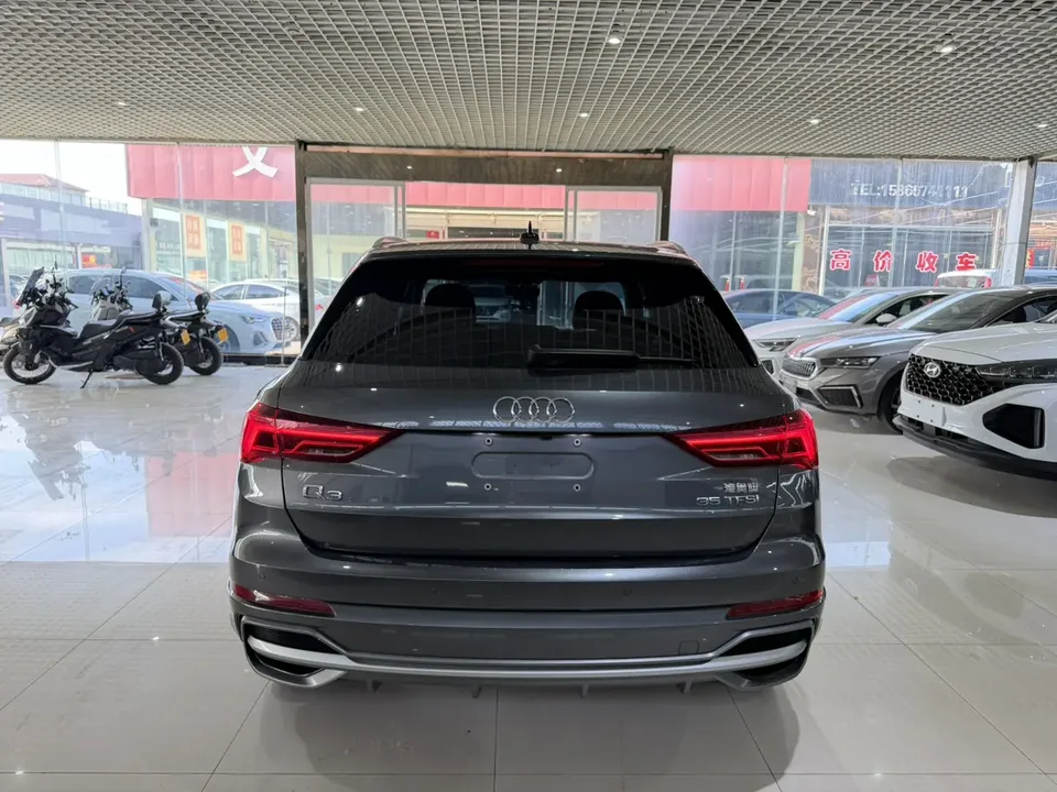 Audi Q3 Audi Q3 2022 35 TFSI Fashionable and Dynamic 2022 — миниатюра 2