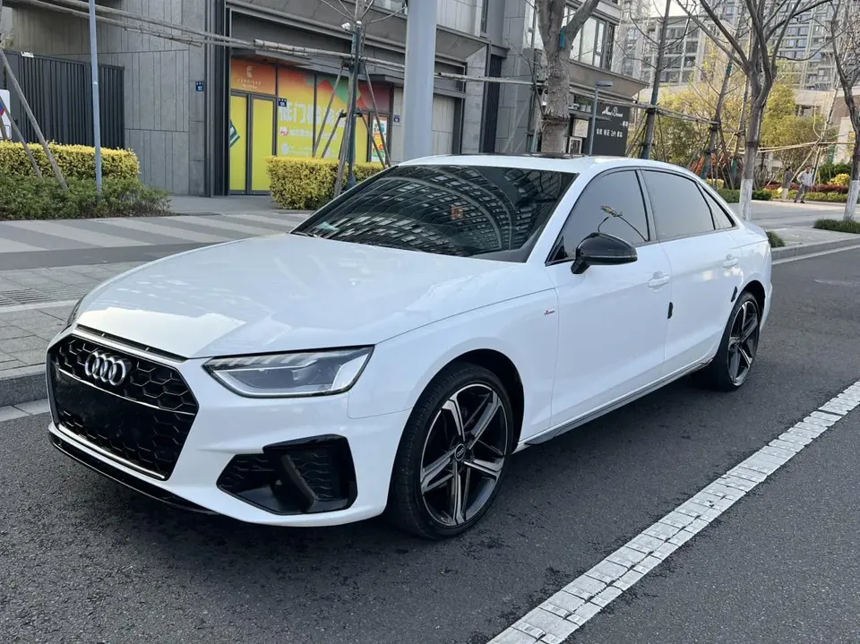 Audi a4 l 2024