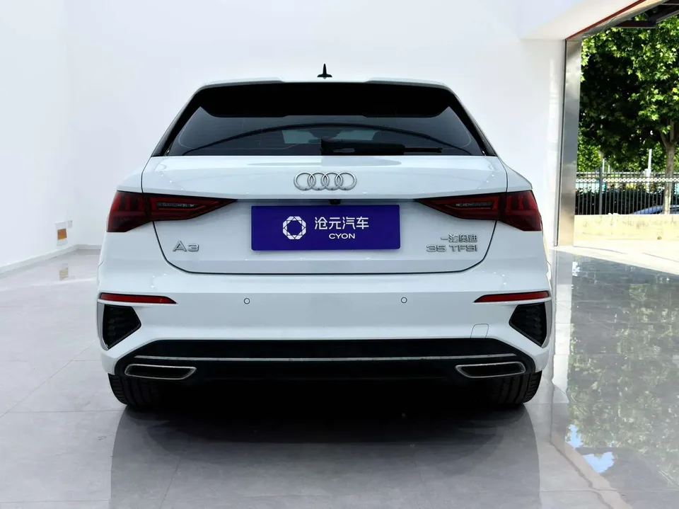 Audi A3 A3 2022 Sportback 35 TFSI stylish and sporty 2023 — thumbnail 2