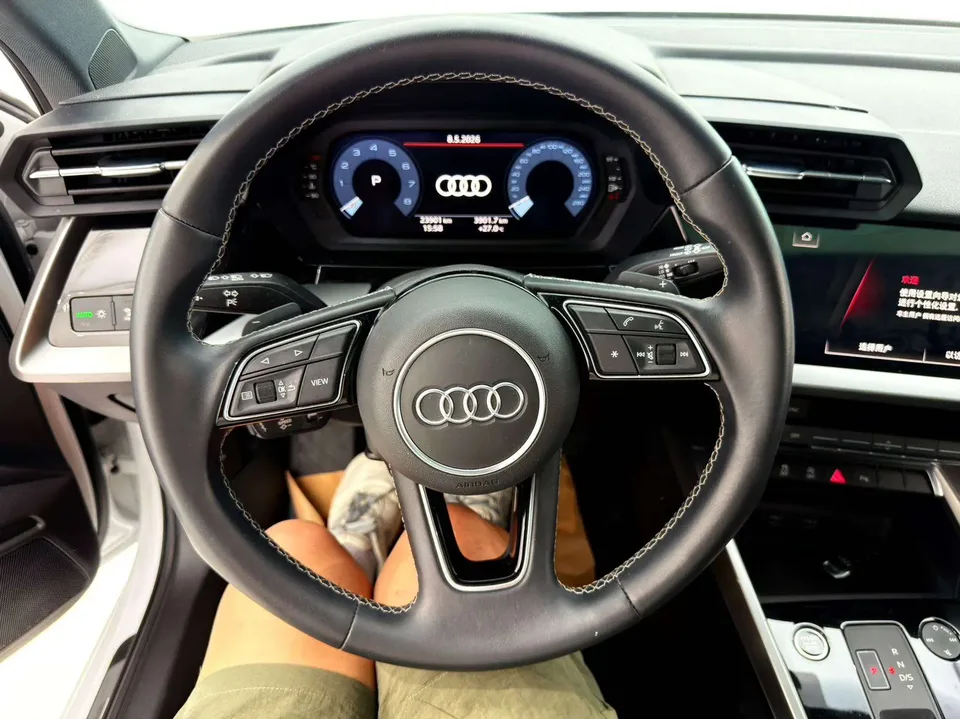 Audi A3 A3 2022 Sportback 35 TFSI stylish and sporty 2023 — thumbnail 4