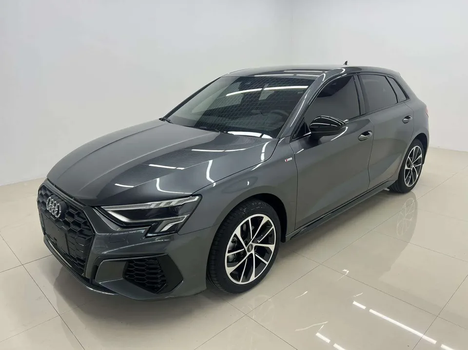 Audi A3 Sportback 35 TFSI Aggressive Sports Edition 2022 — фото 1, купить с доставкой в Москву