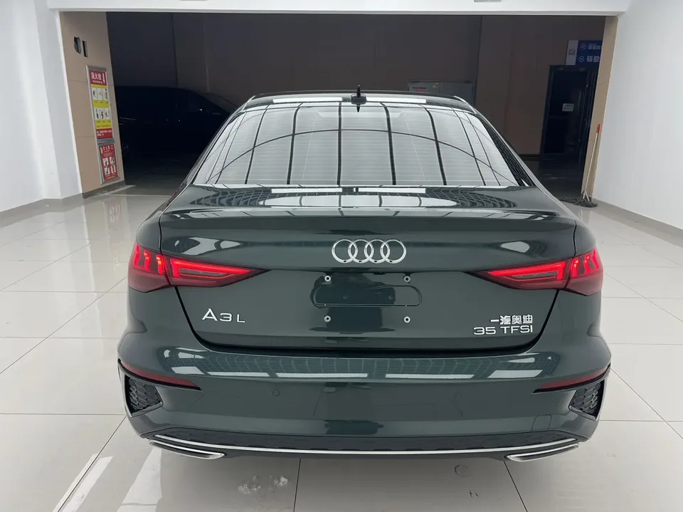 Audi A3 facelift A3L Limousine 35 TFSI stylish and sporty 2024 — миниатюра 2