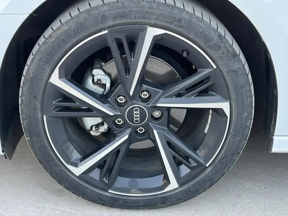 Audi A3 A3 2022 Sportback 35 TFSI stylish and sporty 2022 — thumbnail 3