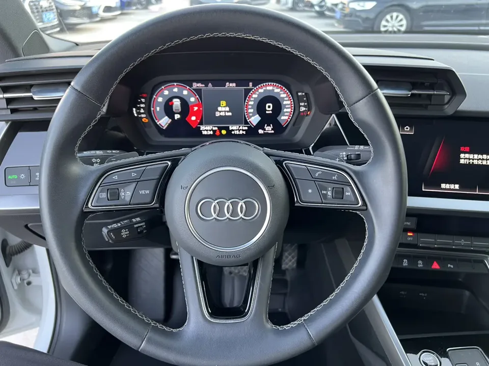 Audi A3 A3 2022 Sportback 35 TFSI stylish and sporty 2022 — thumbnail 4