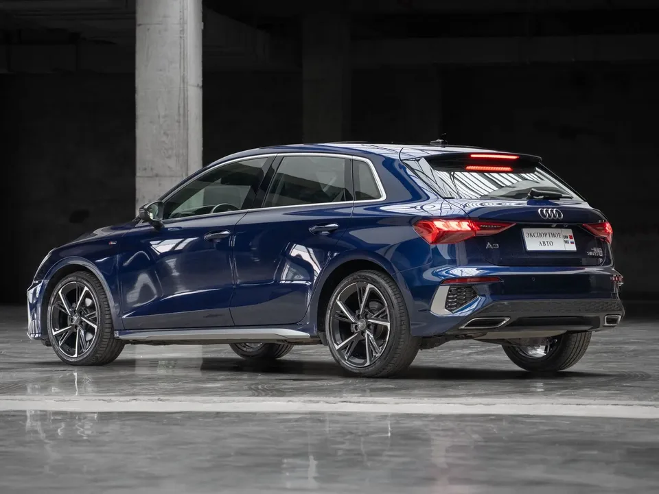 Audi A3 A3 2022 Sportback 35 TFSI stylish and sporty 2022 — thumbnail 2