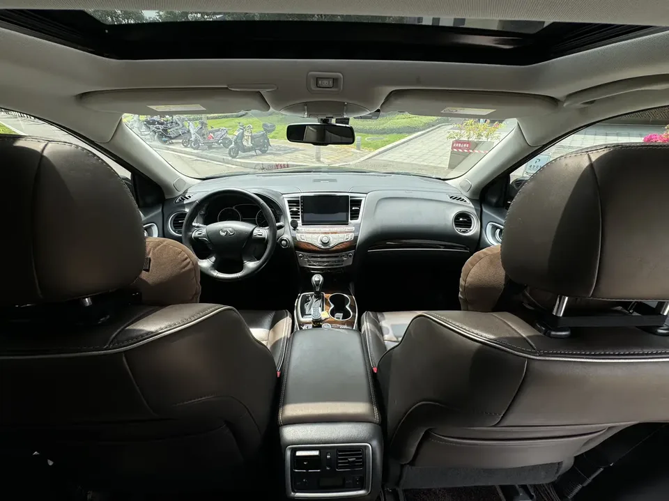 Infiniti QX60 QX60 2020 2.5 S/C Hybrid Two-wheel drive Excellent Edition 2022 — thumbnail 3