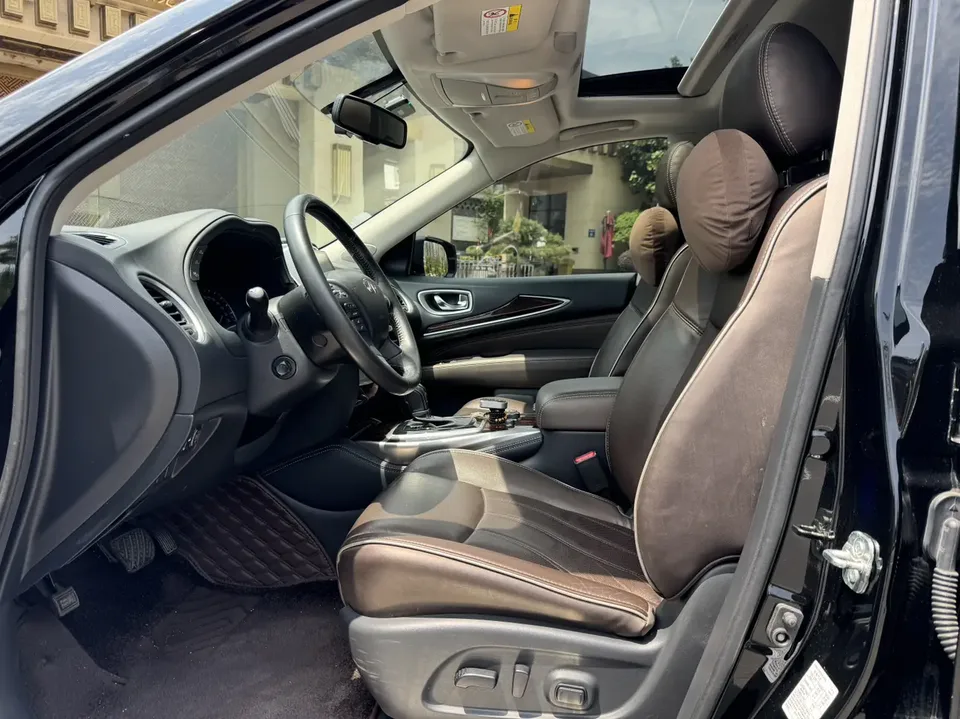 Infiniti QX60 QX60 2020 2.5 S/C Hybrid Two-wheel drive Excellent Edition 2022 — thumbnail 4
